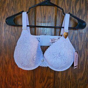 Juicy Couture Bra 40C, Push Up Bra, Underwire Lace Bra, Lavender NWT